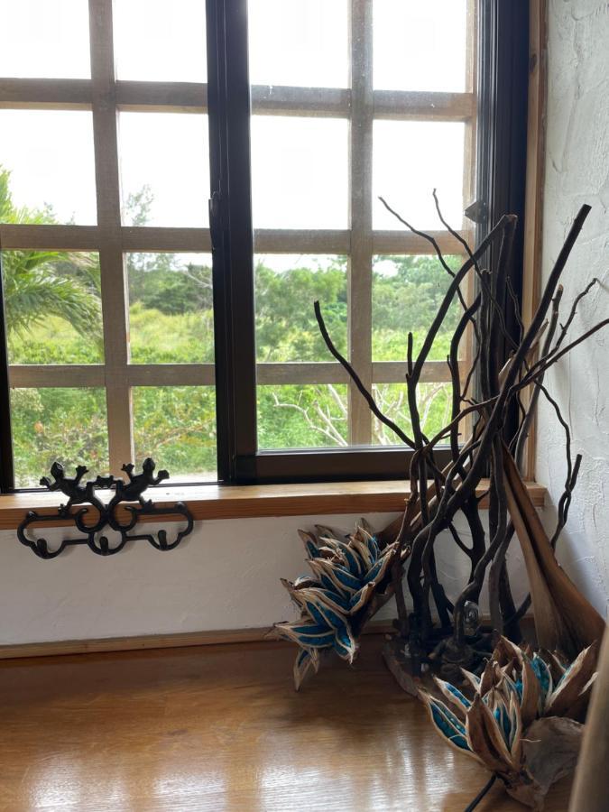 海が見え閑静な立地、プライベート空間を満喫できる赤瓦の宿 Ishigaki  Eksteriør billede